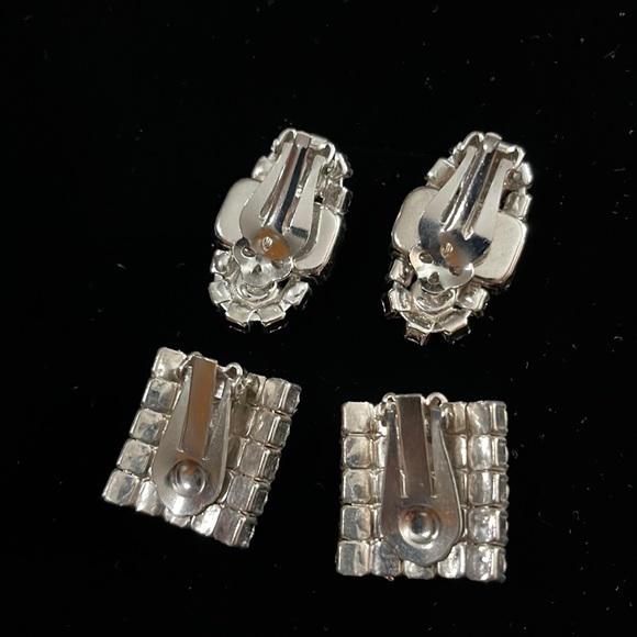 Two pairs Vtg Rhinestone/crystal Sliver Tone clip on Earrings - Picture 4 of 10